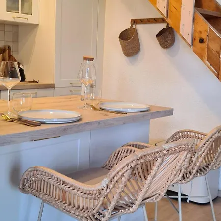 Apartmán Cozy Avec Clim, Balcon Et Parking Gratuit Salavas