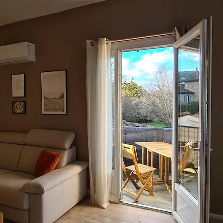 Cozy Avec Clim, Balcon Et Parking Gratuit Salavas