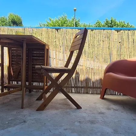 Cozy Avec Clim, Balcon Et Parking Gratuit *